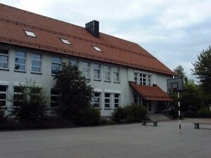 Schule von Vorne