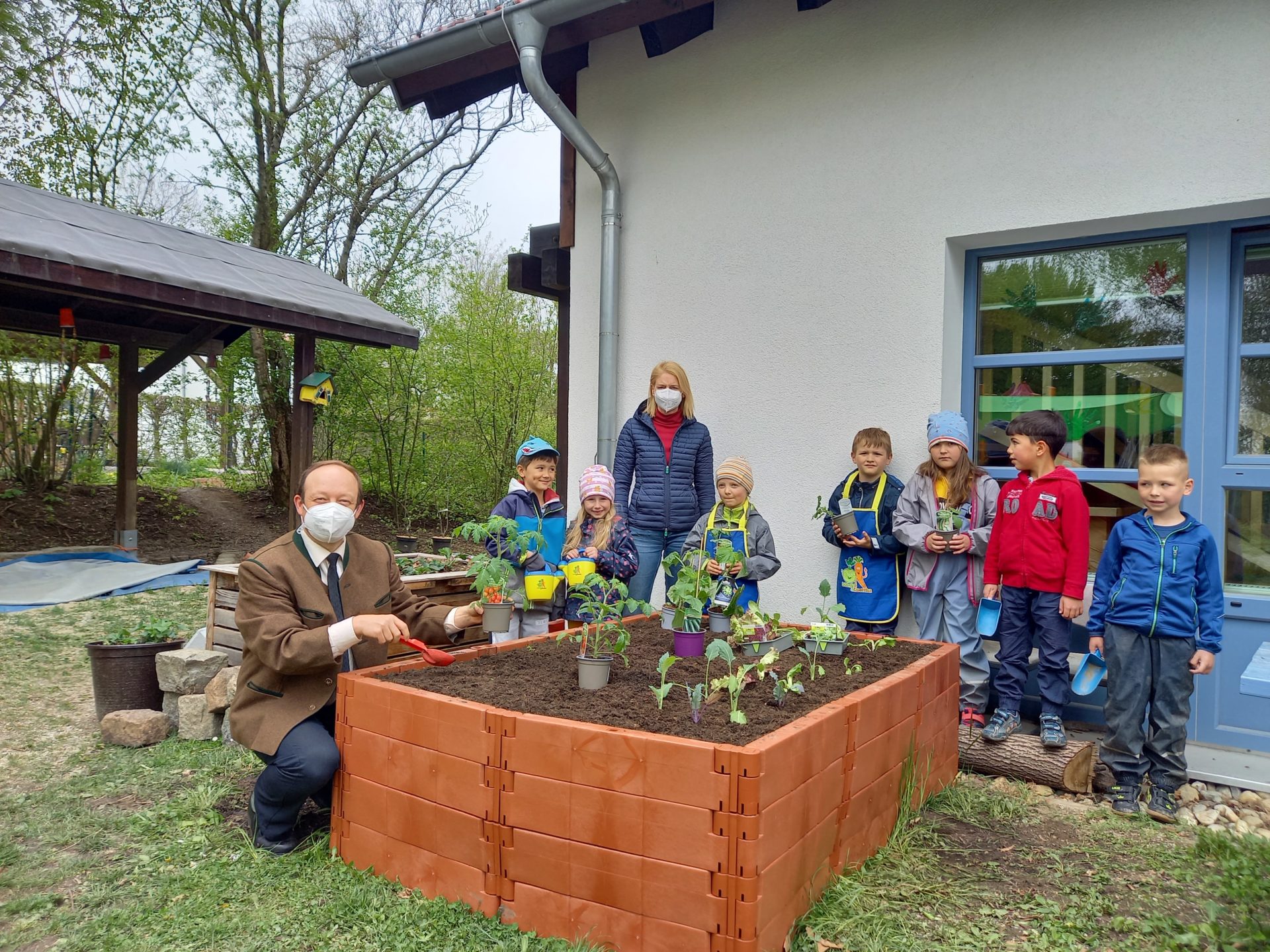 Gemüsebeet für Straßkirchner Kindergartenkinder