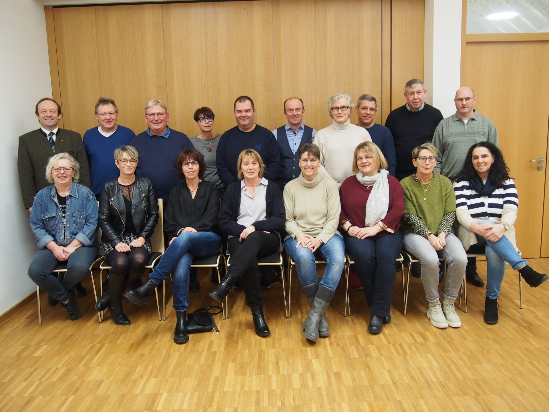 Klassentreffen in Straßkirchen – Treffen des Einschulungsjahrgangs 1977/1978 der ehemaligen Volksschule
