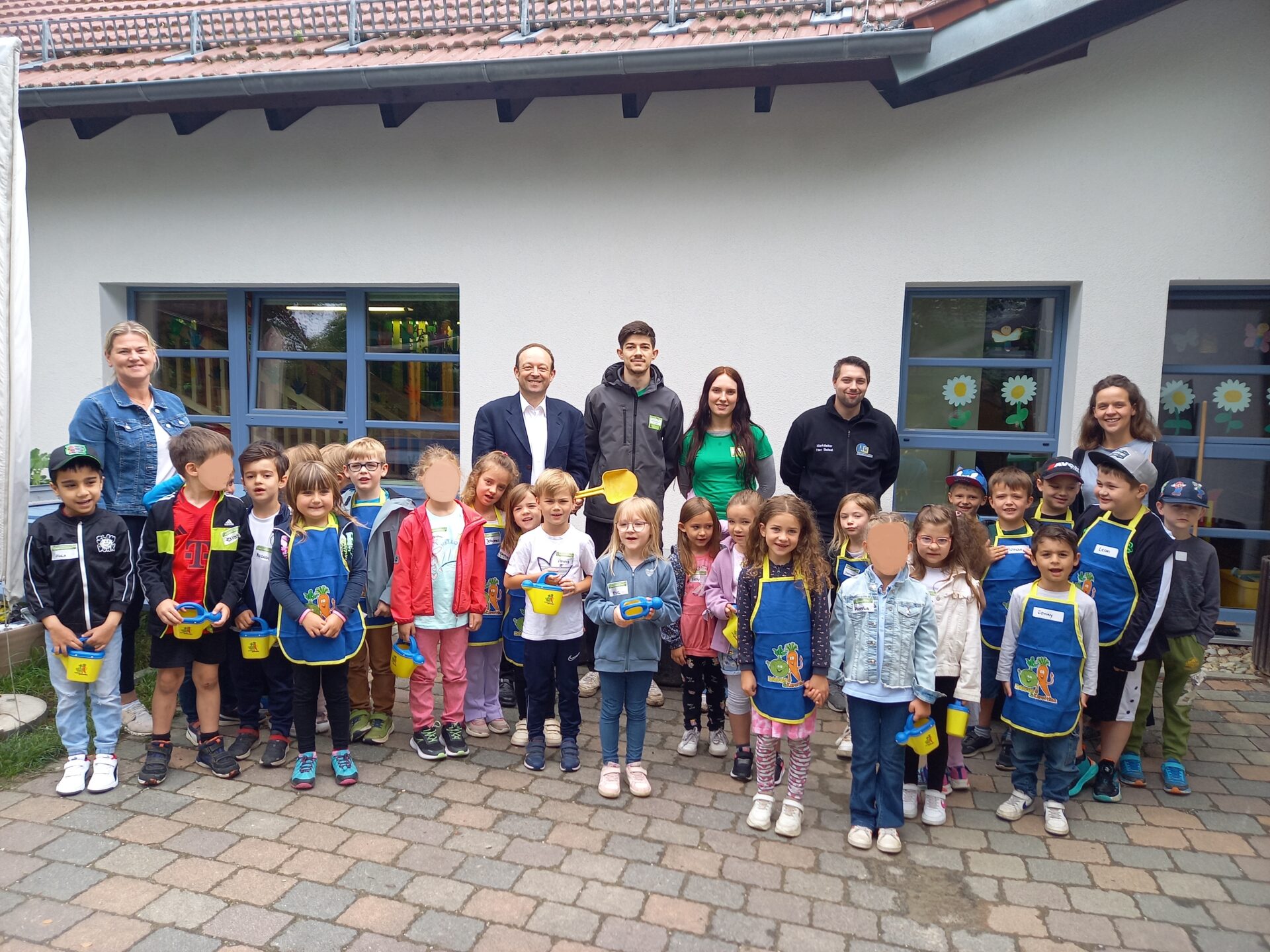 Gemüsebeete für Straßkirchner Kindergartenkinder