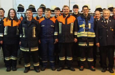 Gruppenfoto der Feuerwehrleute