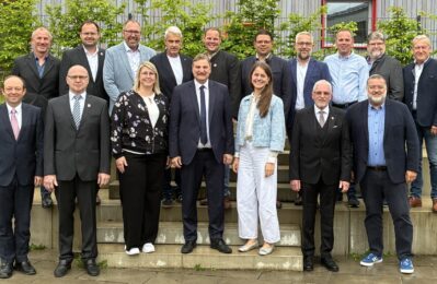 Gruppenfoto des Gemeinderates